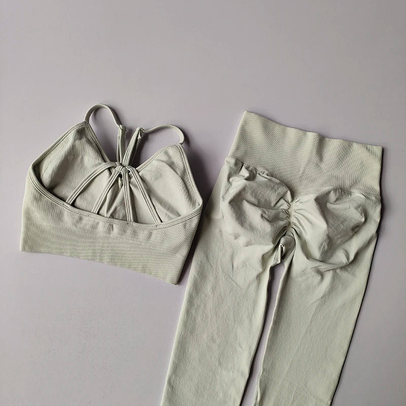 Women’s Seamless Hip-Lifting V-Neck Yoga Set