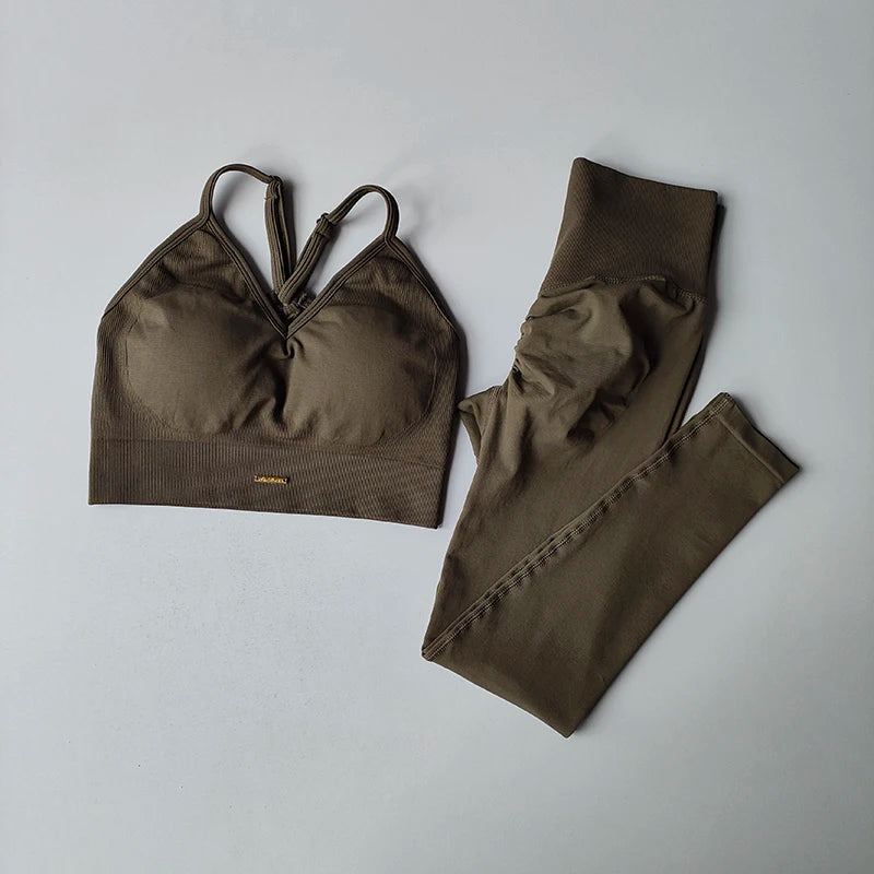 Women’s Seamless Hip-Lifting V-Neck Yoga Set