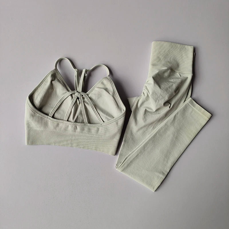 Women’s Seamless Hip-Lifting V-Neck Yoga Set