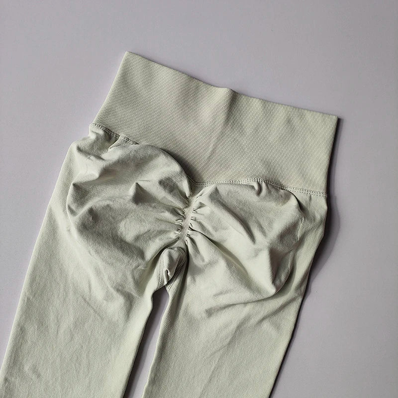 Women’s Seamless Hip-Lifting V-Neck Yoga Set